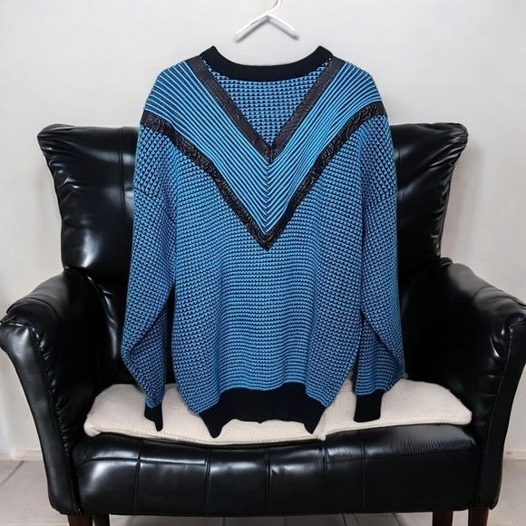 Urban Works Vintage Leather Trim Sweater. Oversized Medium - Picture 2 of 8